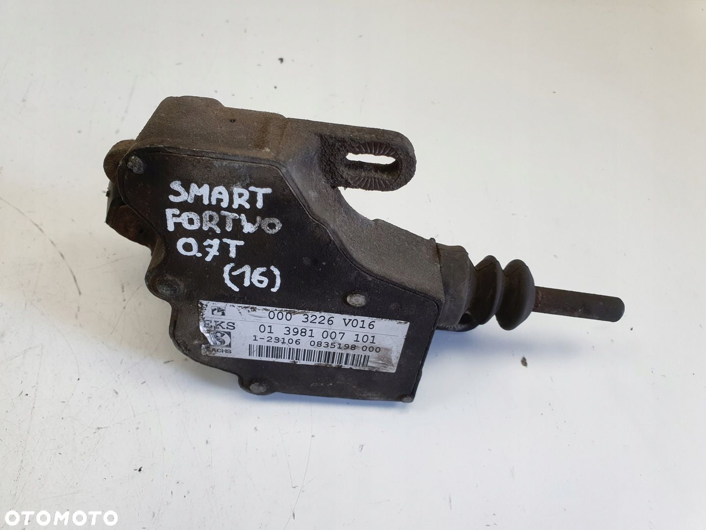 Smart ForTwo 0.7 T turbo WYSPRZĘGLIK 013981007101 0003226V016 - 1