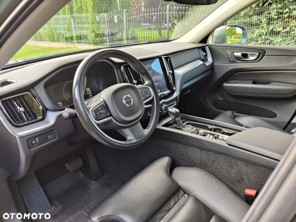 Volvo XC 60 - 8