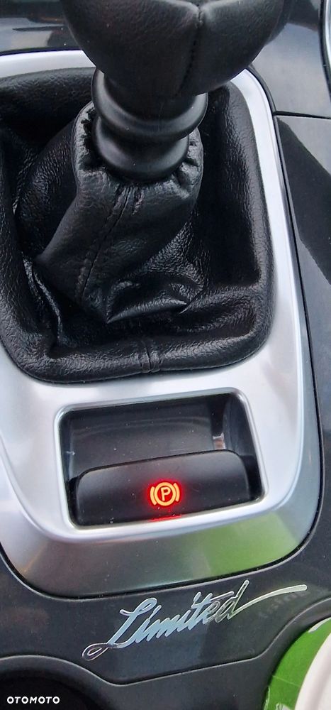 Peugeot 3008 1.6 THP Style - 22