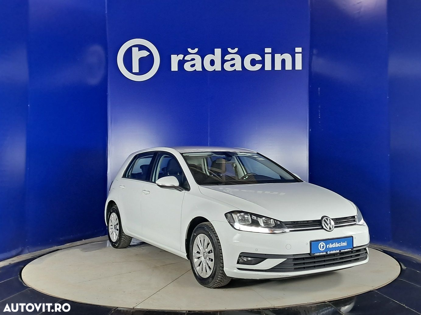 Volkswagen Golf - 13