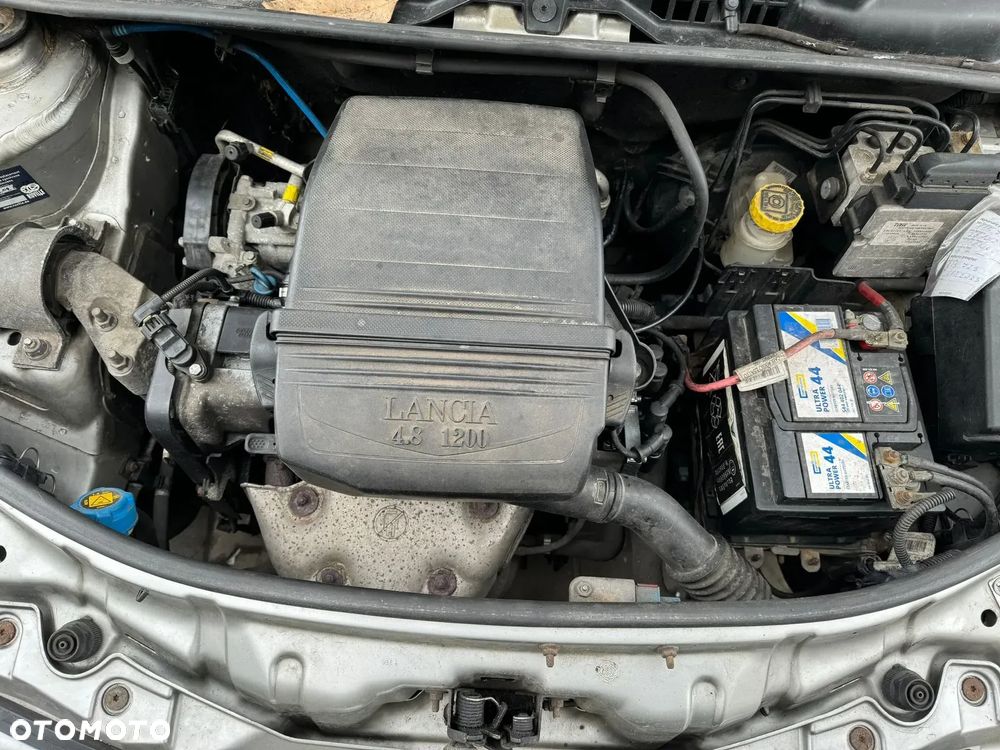 Silnik 188A4000 1.2 8v LANCIA YPSILON - 1