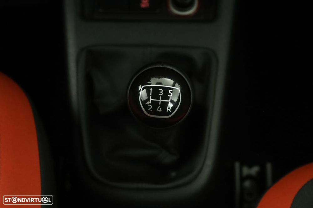 VW Cross Up! 1.0 - 12