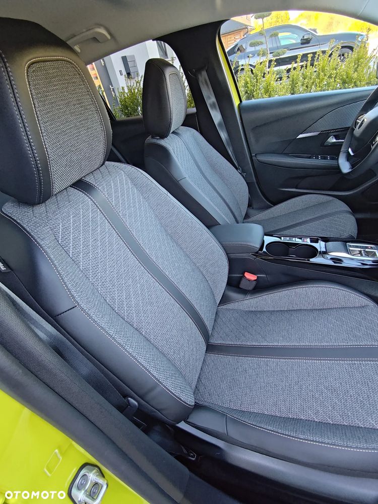 Peugeot 208 Elektromotor 136 Allure - 21