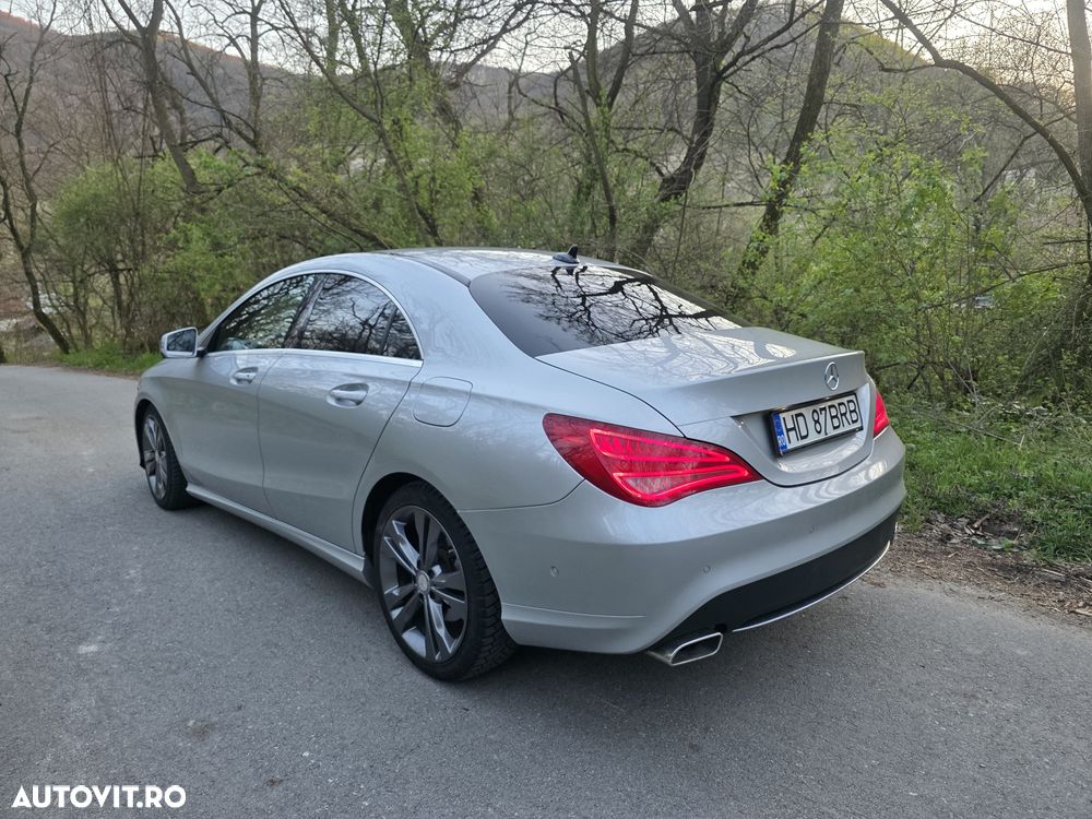 Mercedes-Benz CLA - 12