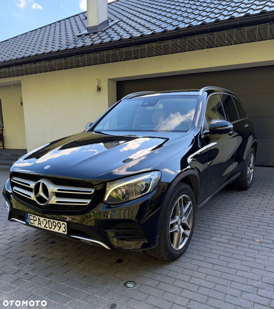 Mercedes-Benz GLC - 1