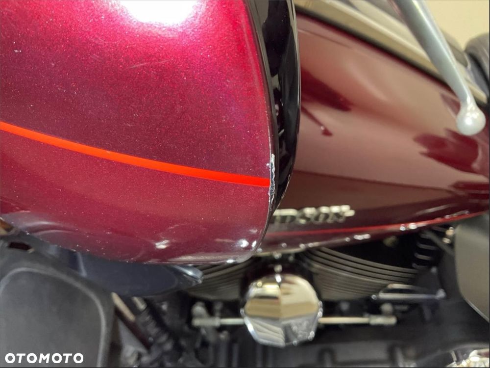 Harley-Davidson Touring Electra Glide - 11