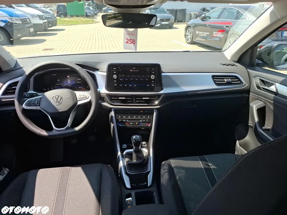 Volkswagen T-Roc - 5