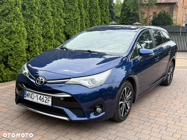 Toyota Avensis Touring Sports 1.8 Team Deutschland