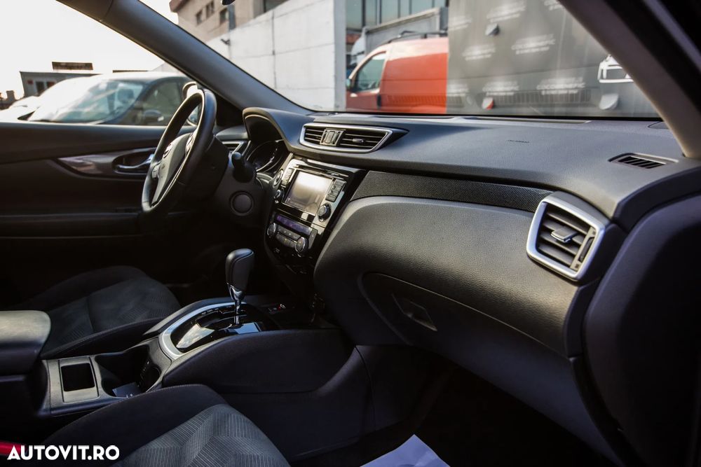 Nissan X-Trail 1.6 dCi Xtronic Tekna - 23