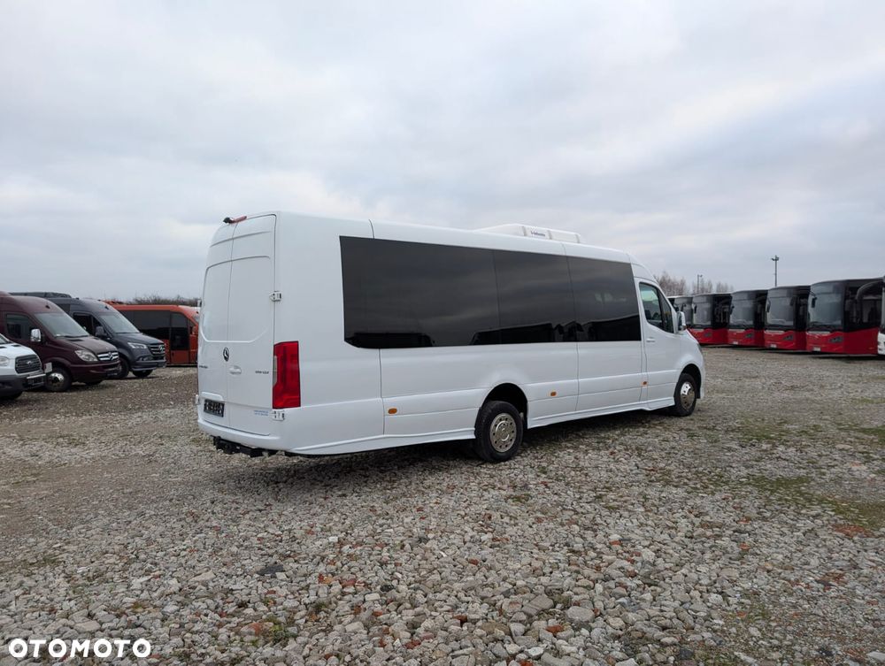Mercedes-Benz Sprinter 519 - 4