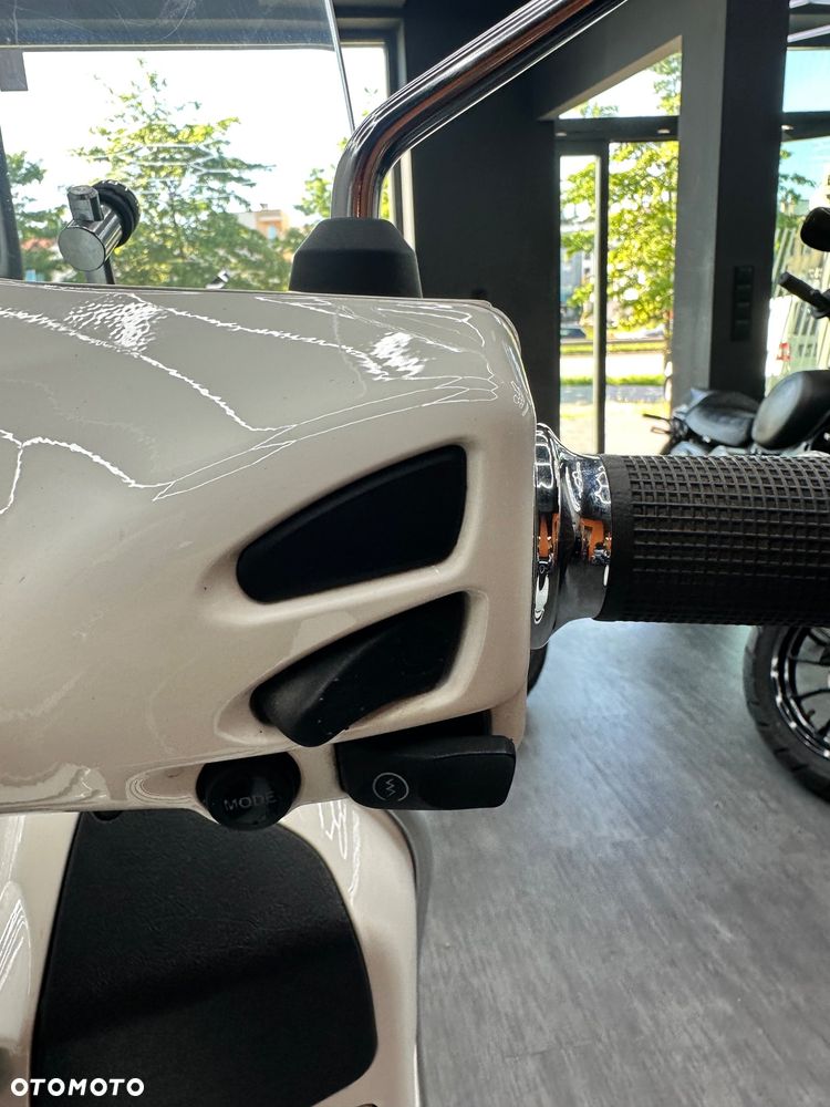 Vespa GTS - 31