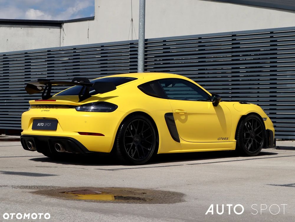 Porsche 718 Cayman GPF GT4 RS PDK - 7