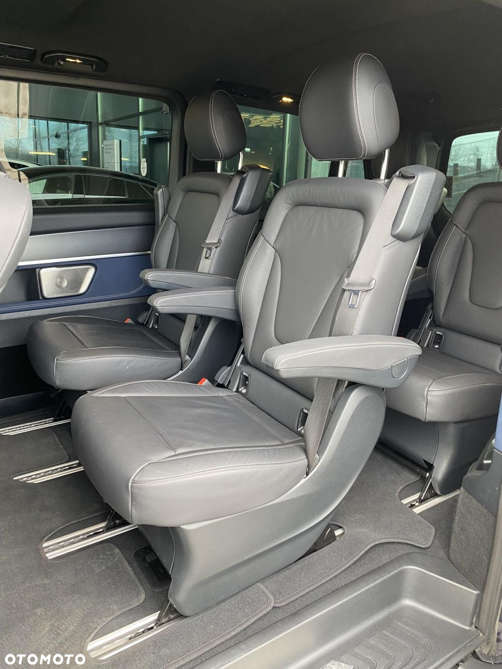 Mercedes-Benz EQV - 7