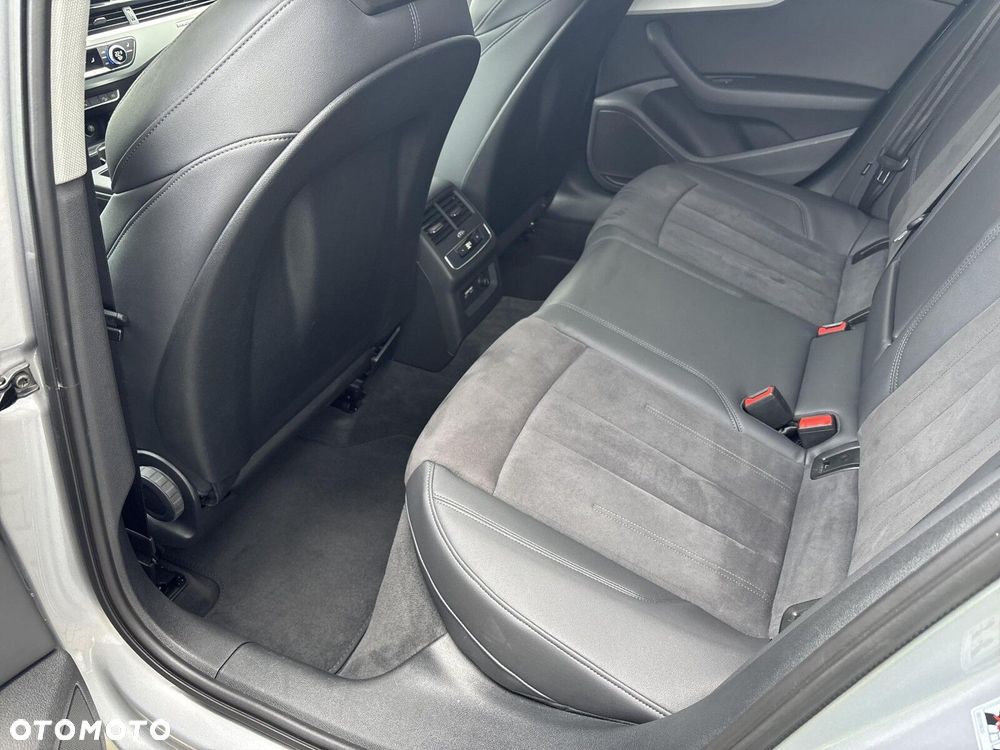 Audi A4 Allroad - 30