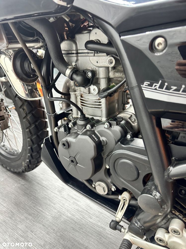 Mondial HPS 125 - 12