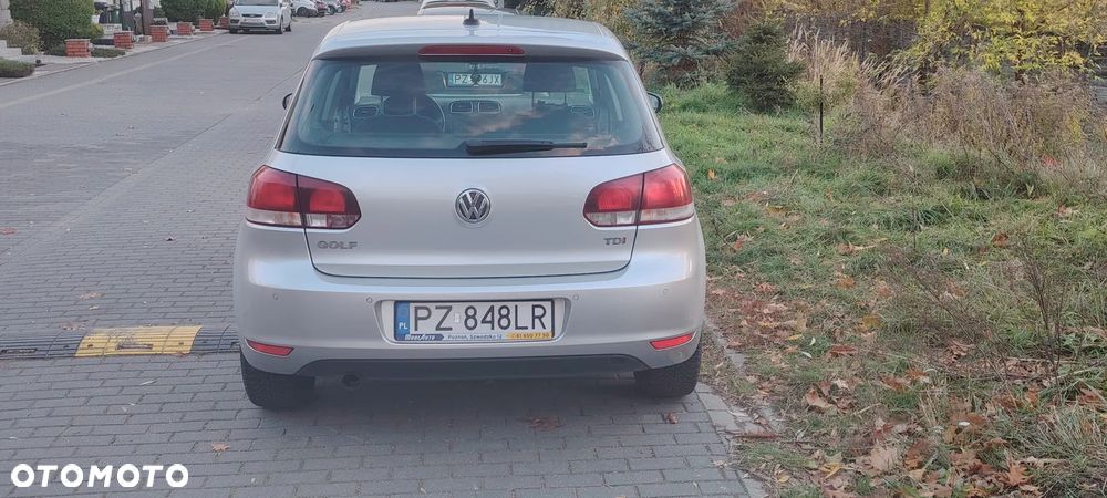 Volkswagen Golf 1.6 TDI Comfortline - 5