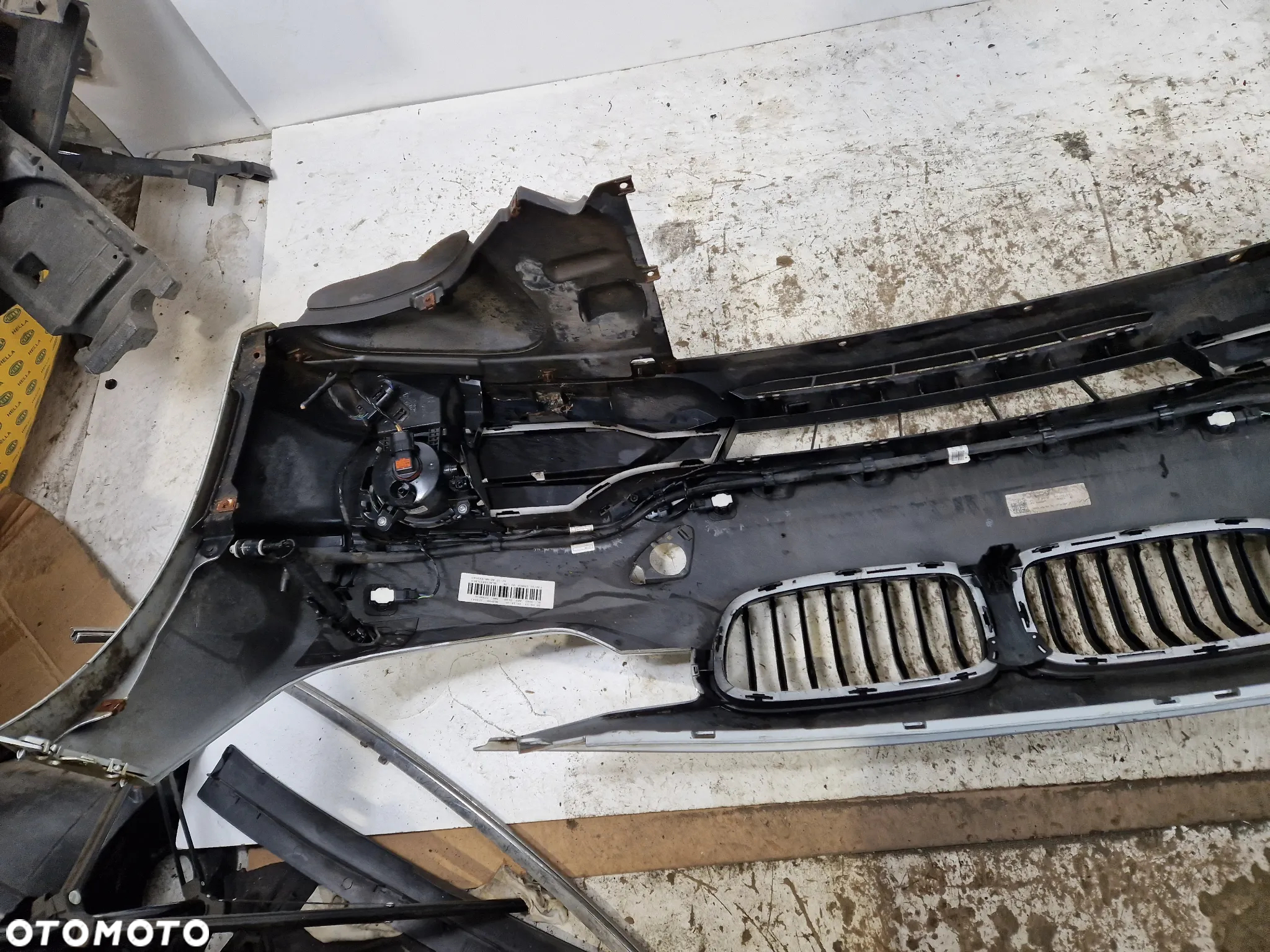BMW3 F30 sport zderzak przedni PDC spryskiwacze. - 7