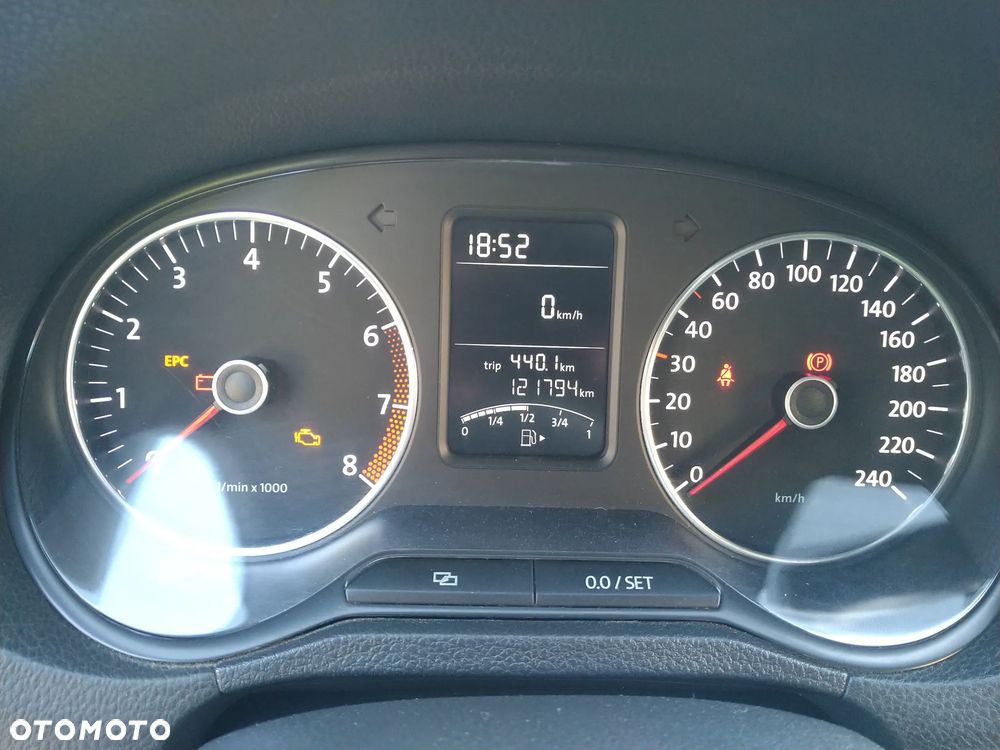 Volkswagen Polo 1.2 TSI Blue Motion Technology Highline - 11