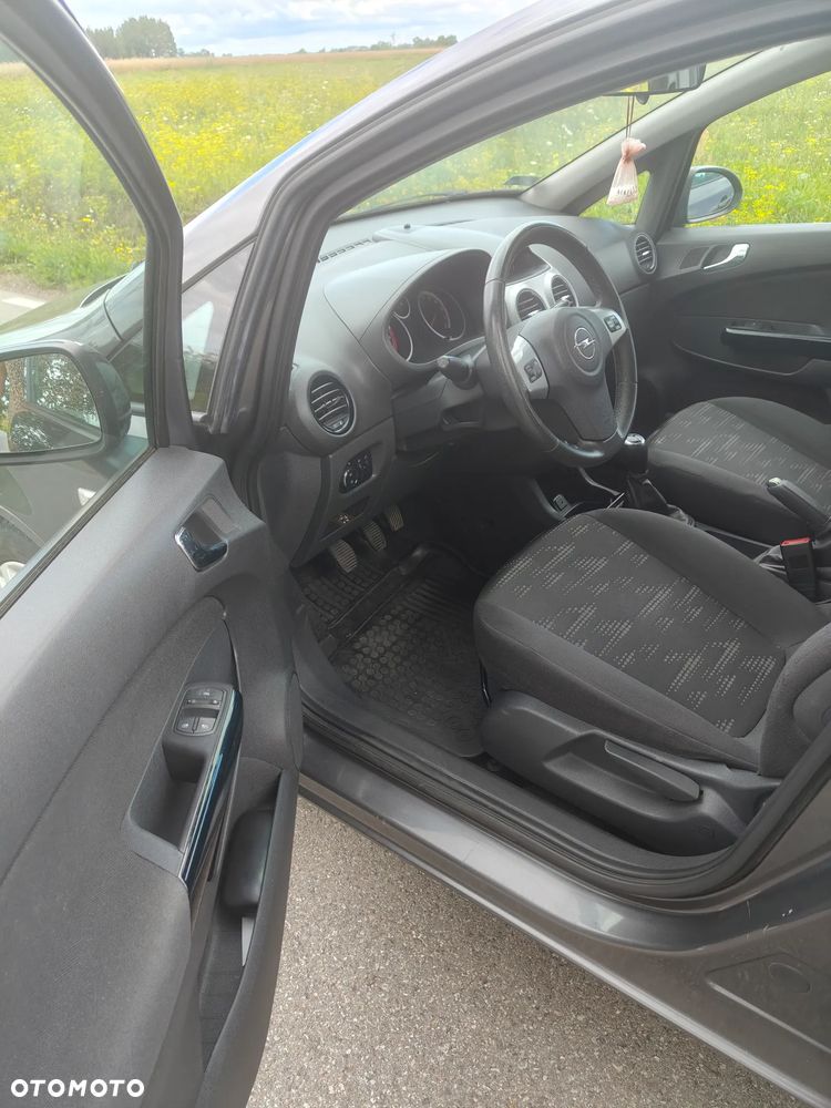 Opel Corsa - 13