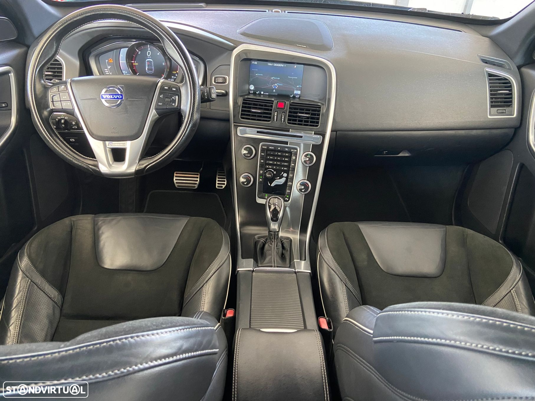 Volvo XC 60 2.0 D4 R-Design Momentum Geartronic - 8