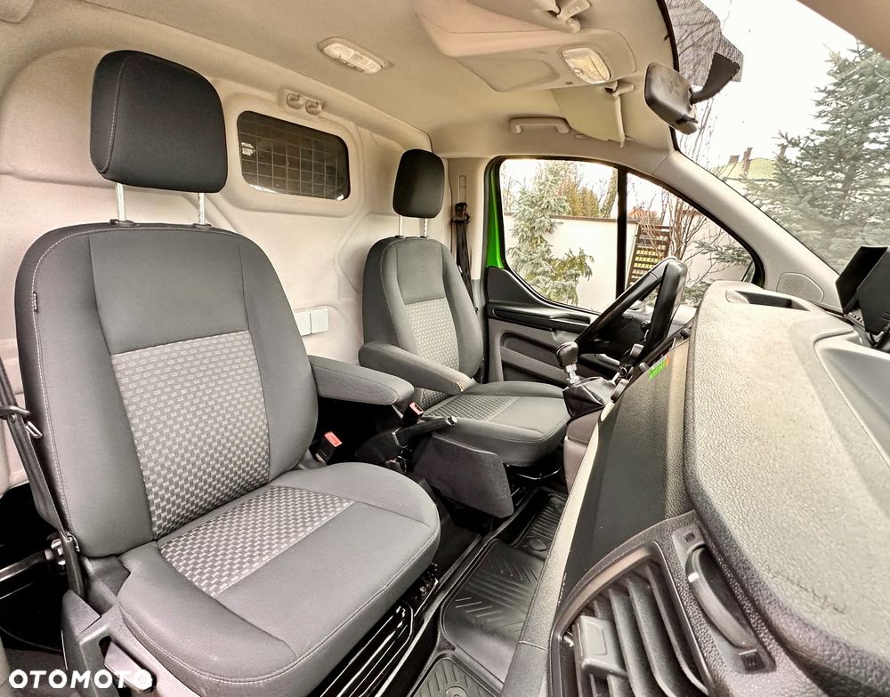 Ford TRANSIT CUSTOM - 30