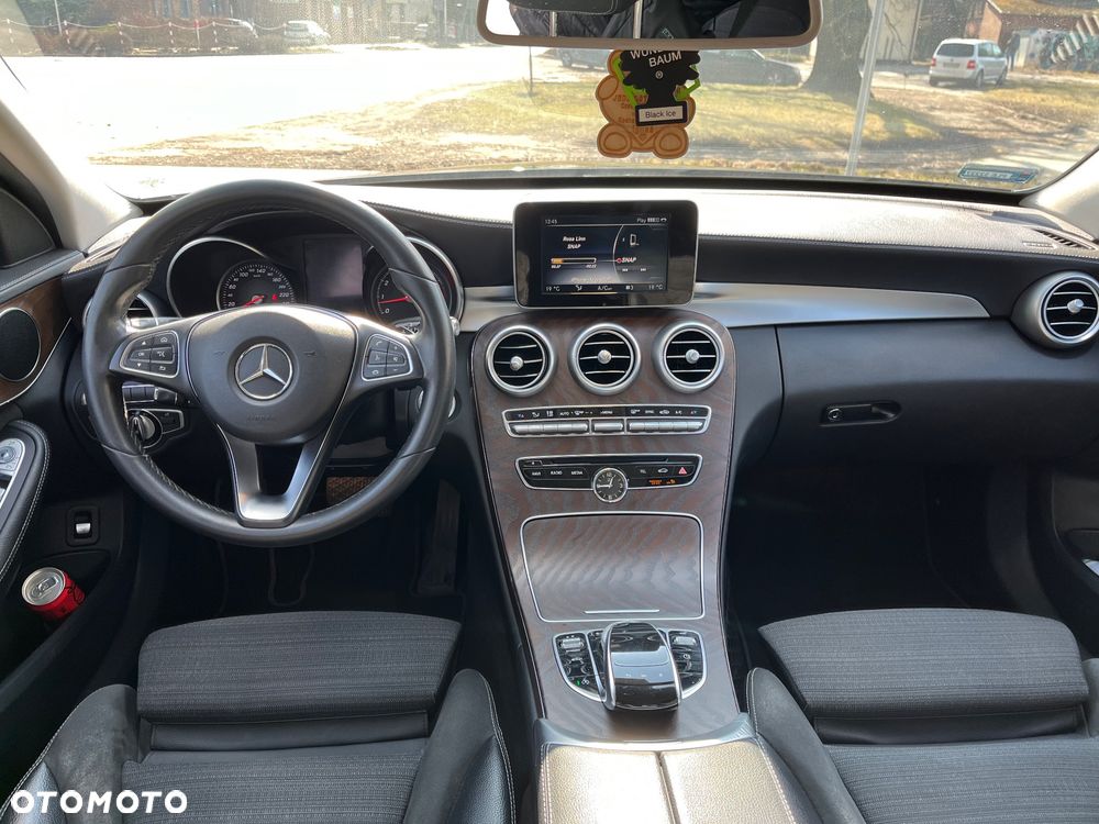 Mercedes-Benz Klasa C 200 4-Matic 7G-TRONIC - 12