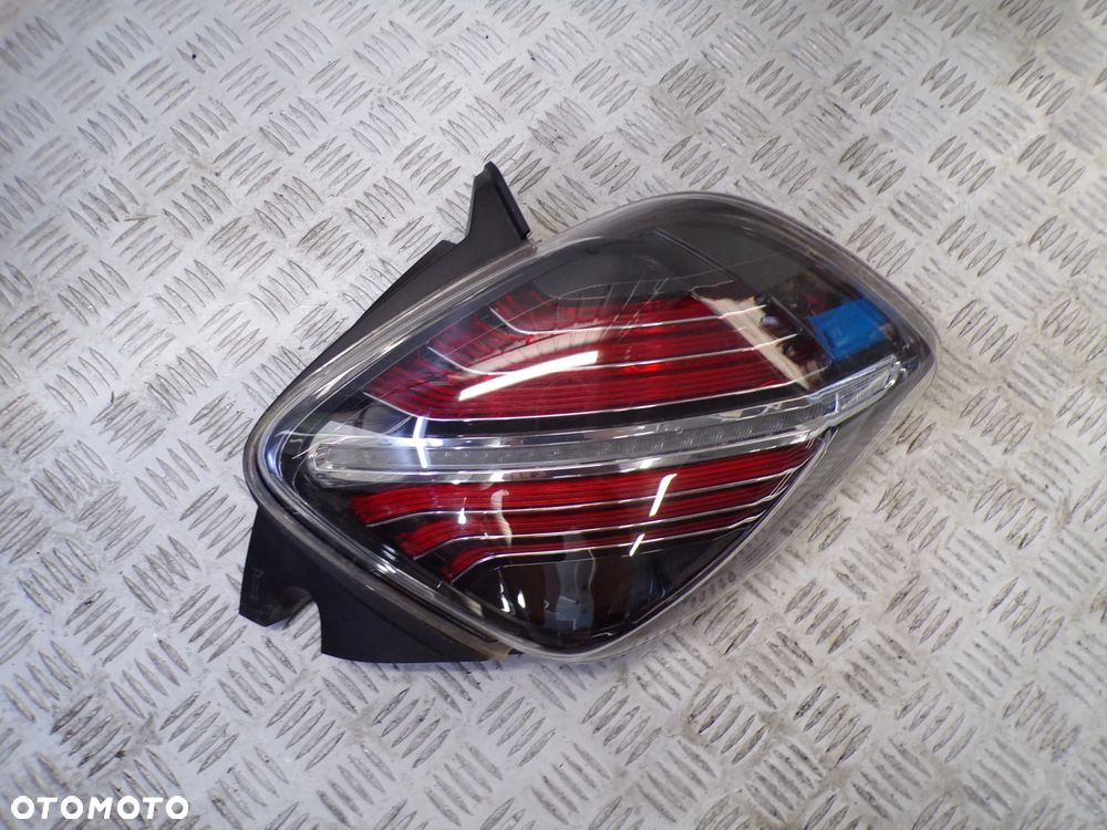 LAMPA PRAWY TYŁ RENAULT ZOE I LIFT / II - 5