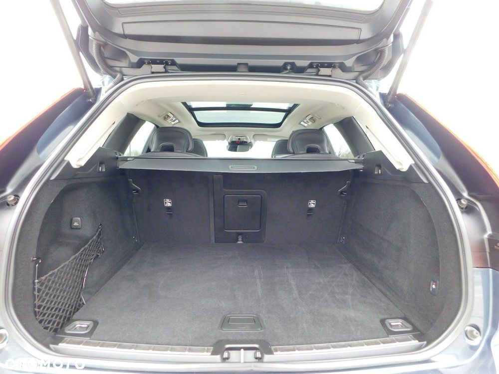 Volvo XC 60 B4 D Geartronic Inscription - 18