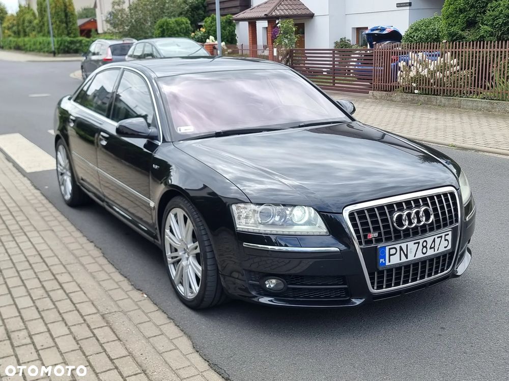 Audi A8 4.2 TDI Quattro - 1