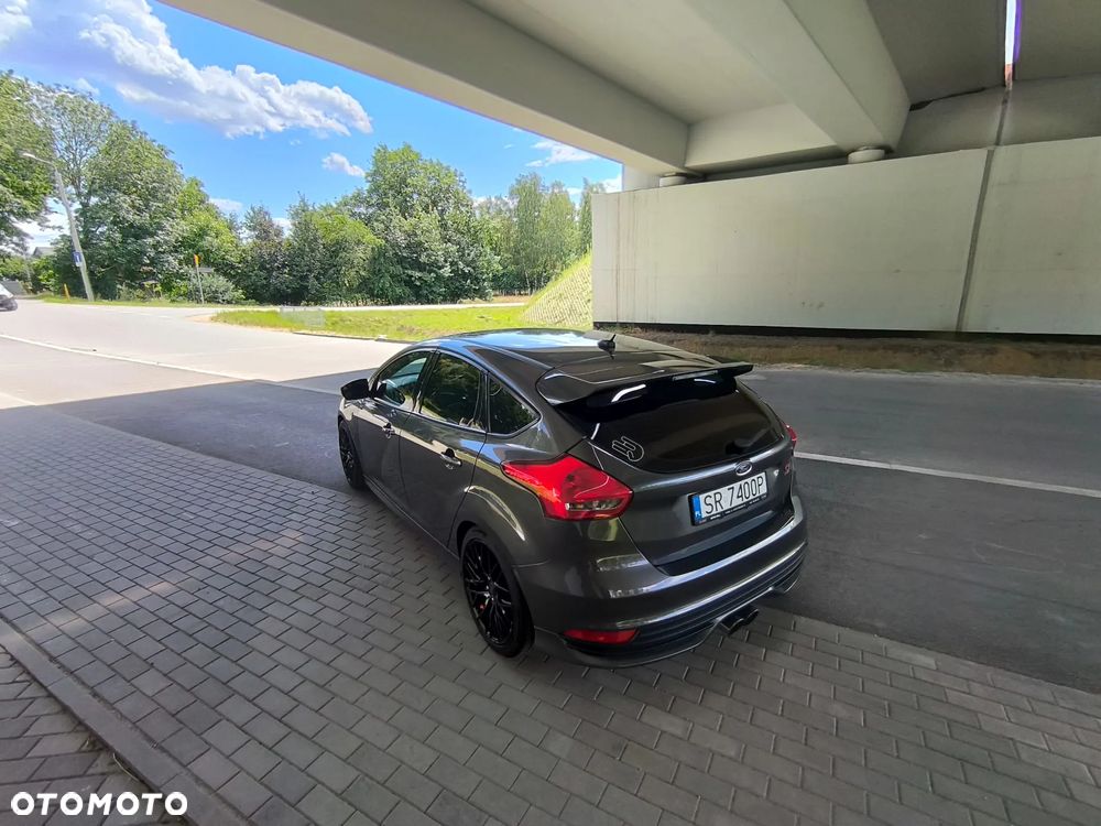 Ford Focus 2.0 EcoBoost ST-2 - 7