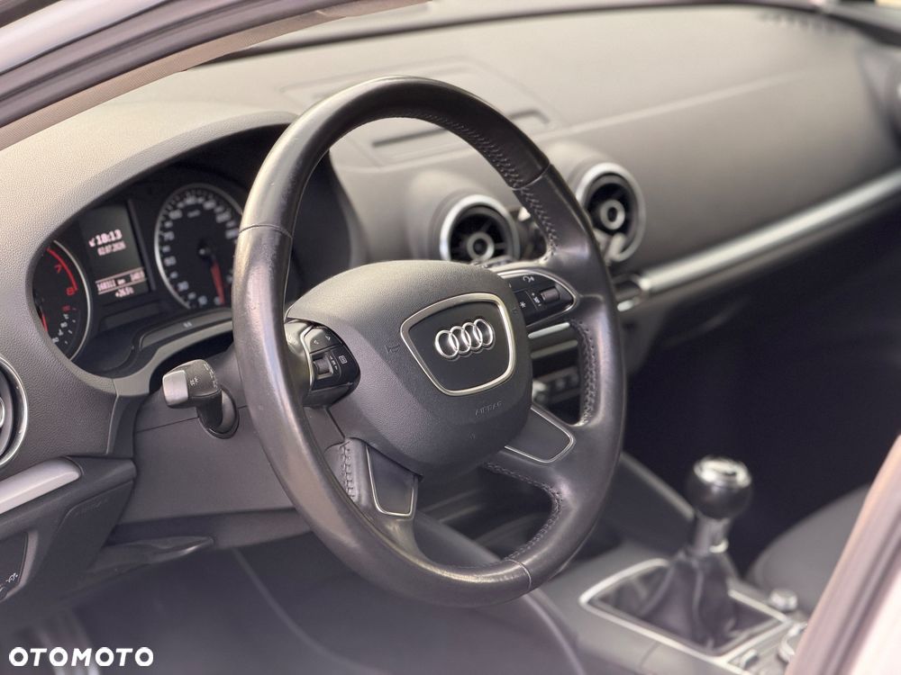 Audi A3 Sportback 1.2 TFSI Attraction - 18