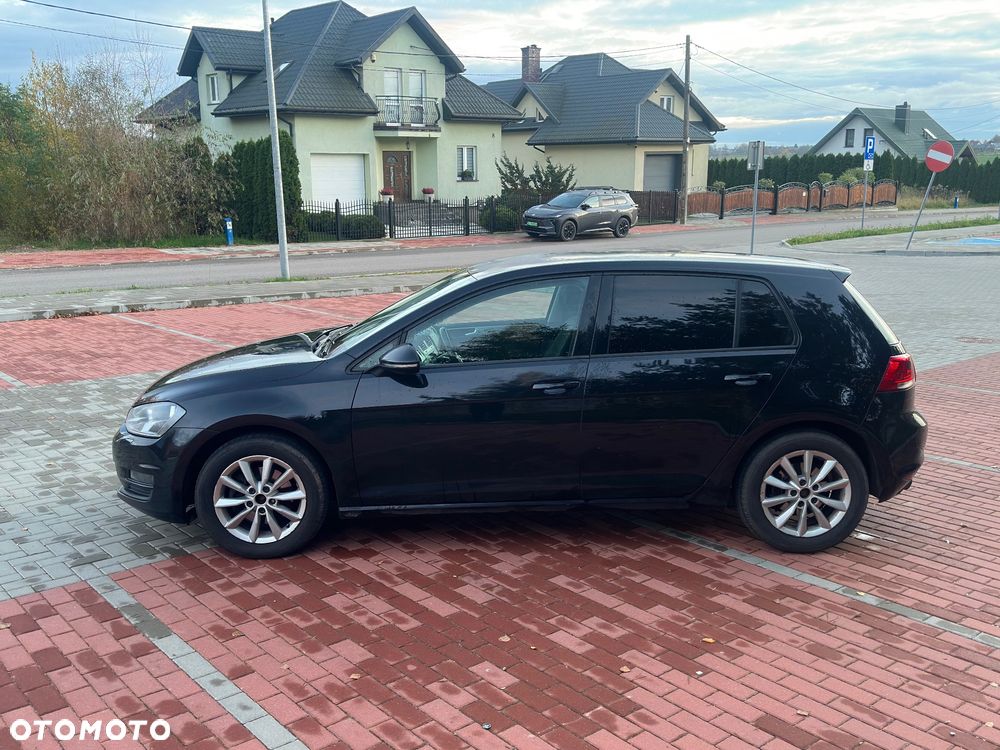 Volkswagen Golf - 3