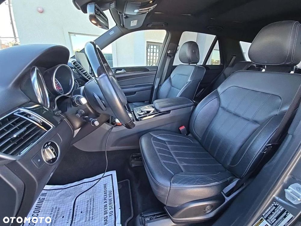 Mercedes-Benz GLE - 4