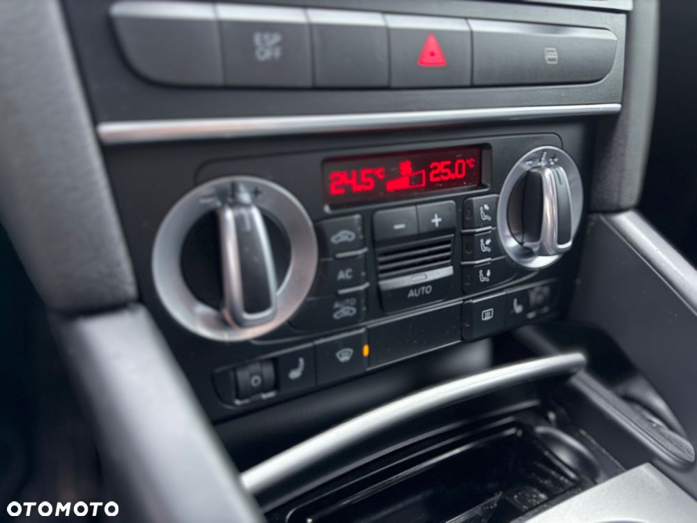 Audi A3 Sportback 2.0 TDI DPF Attraction - 15