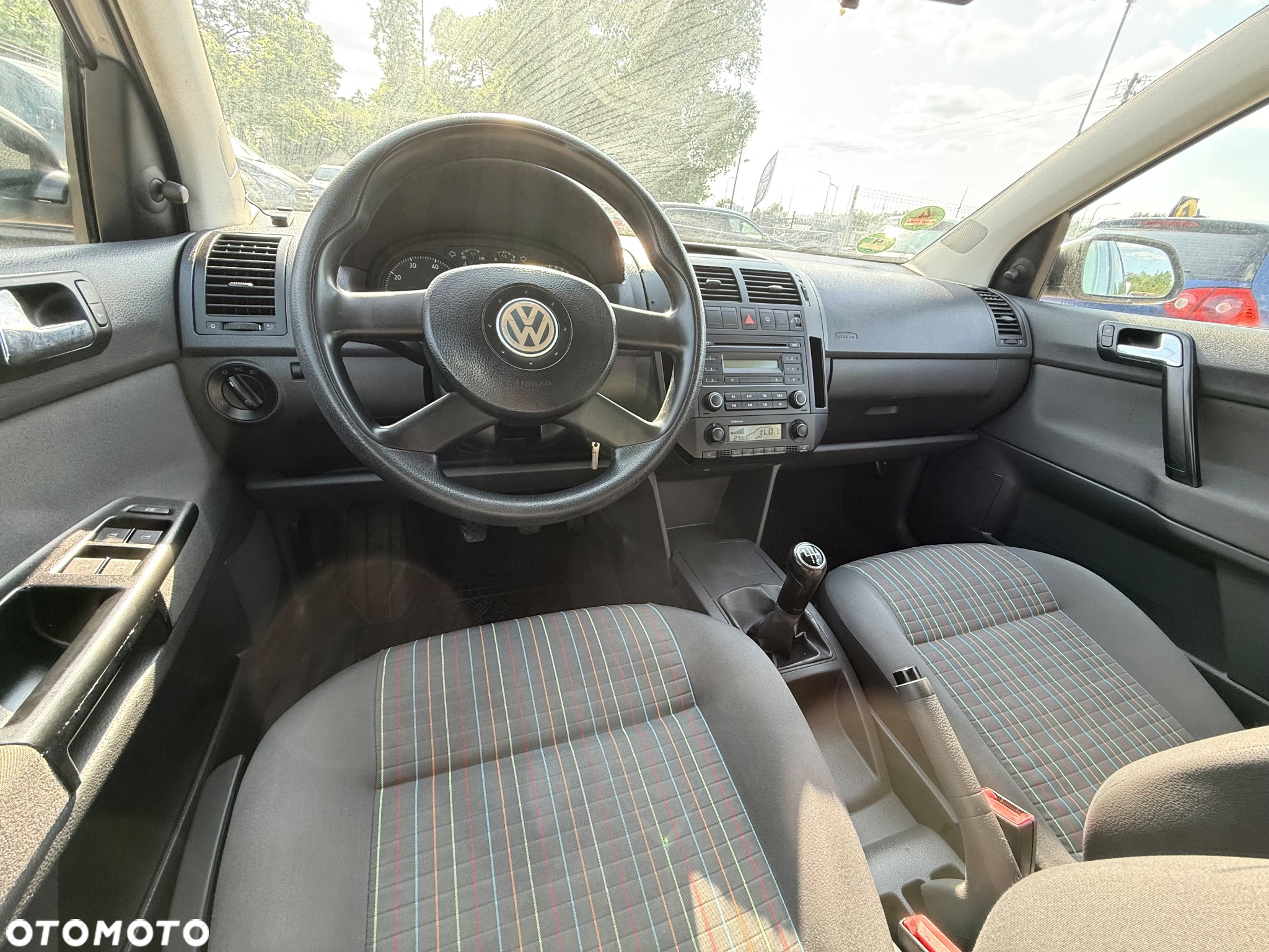 Volkswagen Polo - 11
