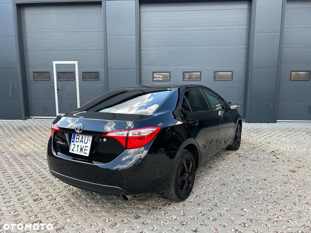 Toyota Corolla 1.8 LE - 6