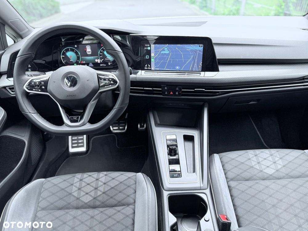 Volkswagen Golf VIII 2.0 TDI R-Line DSG - 14