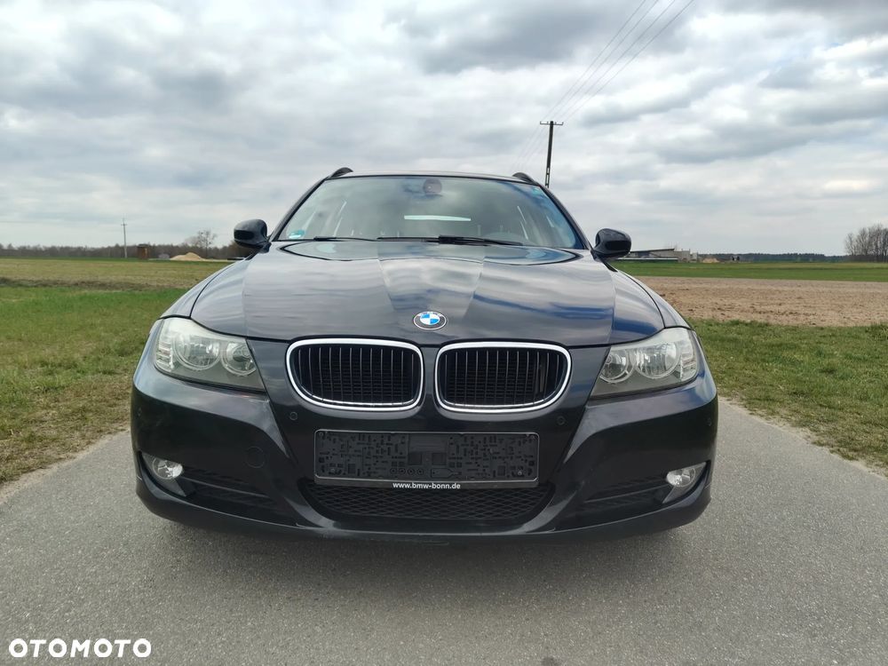 BMW Seria 3 318i Edition Exclusive - 9