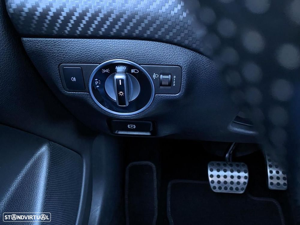 Mercedes-Benz A 200 d AMG Line Aut. - 27