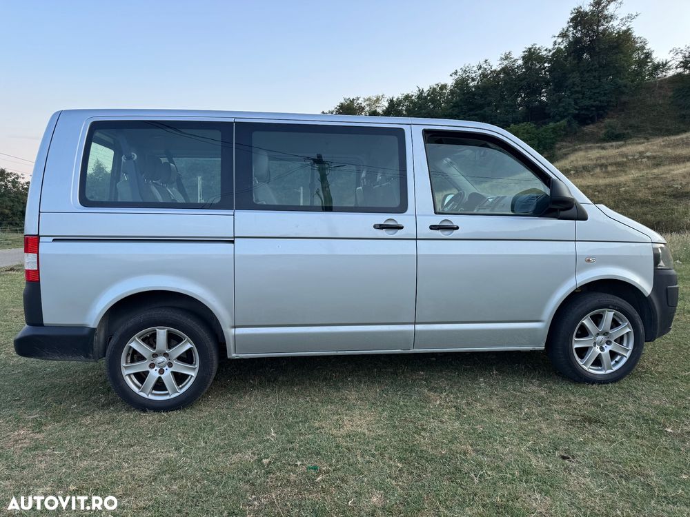 Volkswagen Multivan - 16