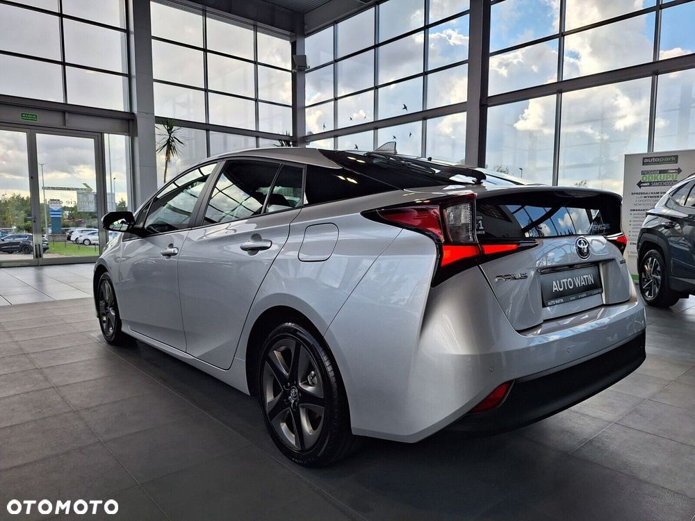 Toyota Prius 1.8 Hybrid Comfort - 12