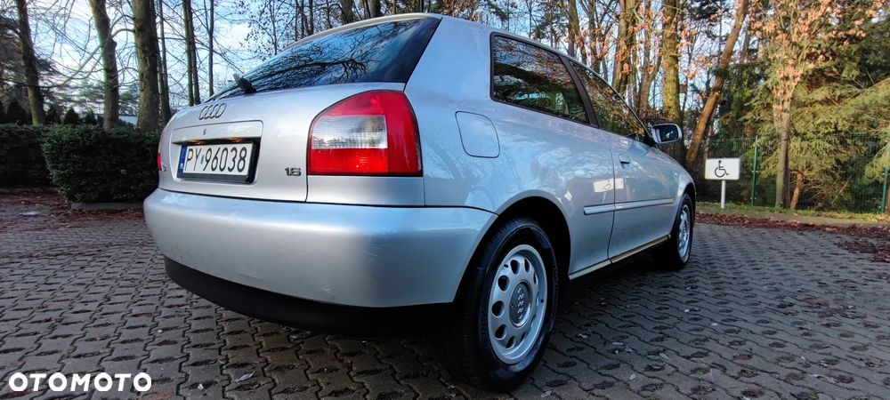 Audi A3 3-drzwiowe 1.6 Ambiente - 8