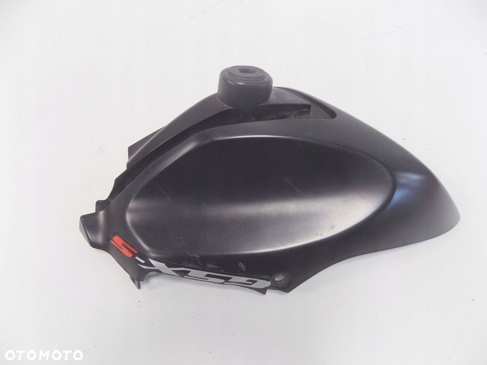 SUZUKI GSX-S 125 NAKŁADKA NA ZBIORNIK BAK PRAWA - 2