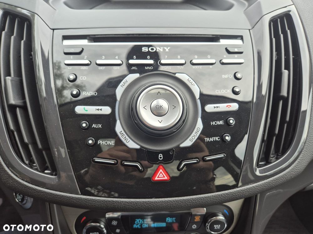 Ford Kuga 2.0 TDCi 4x4 Titanium - 16