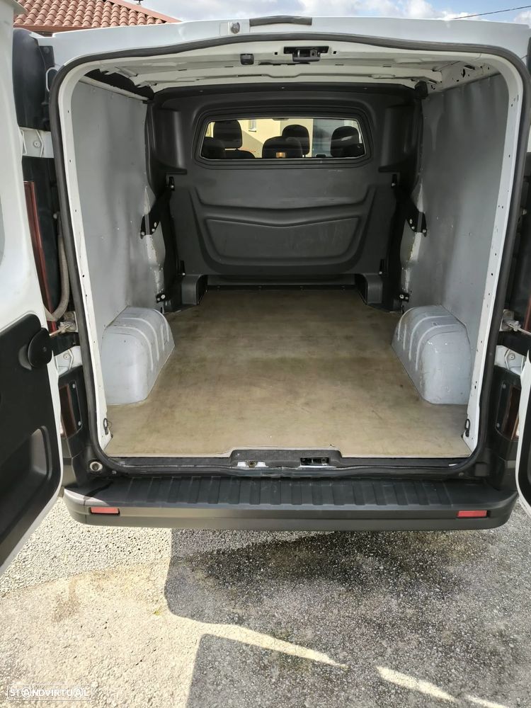 Renault Trafic ver-1-6-dci-l2h1-1-2t - 8