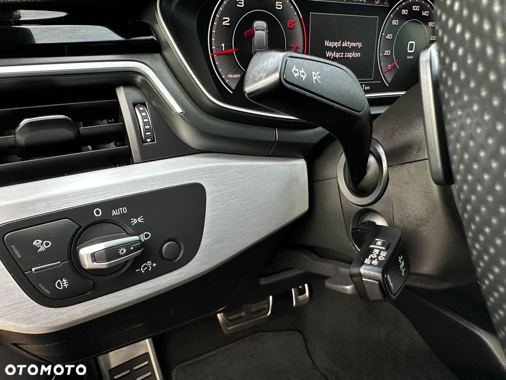 Audi A4 Avant 2.0 TFSI ultra Sport S tronic - 33