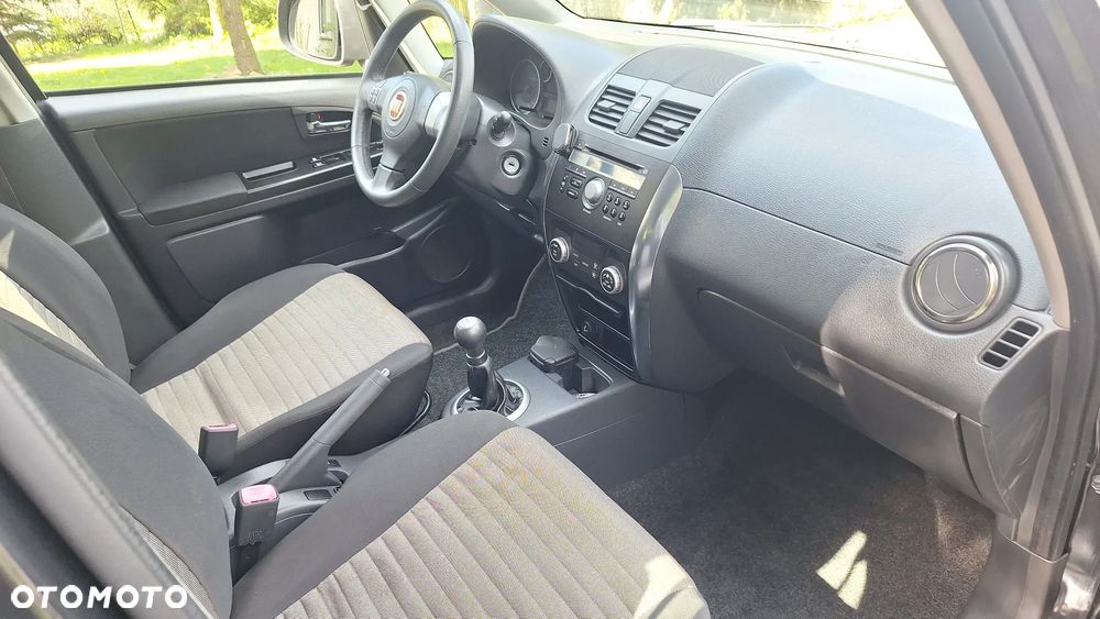 Fiat Sedici 1.6 16V 4x4 Dynamic - 9