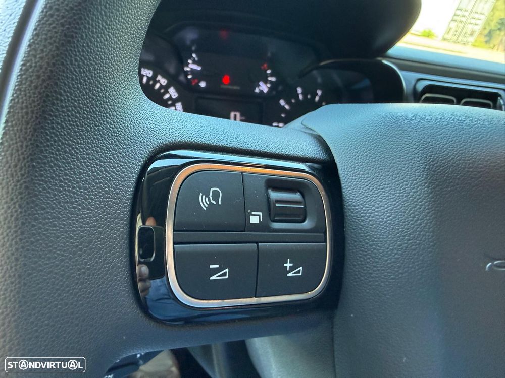 Citroën C3 1.2 PureTech C-Series - 12
