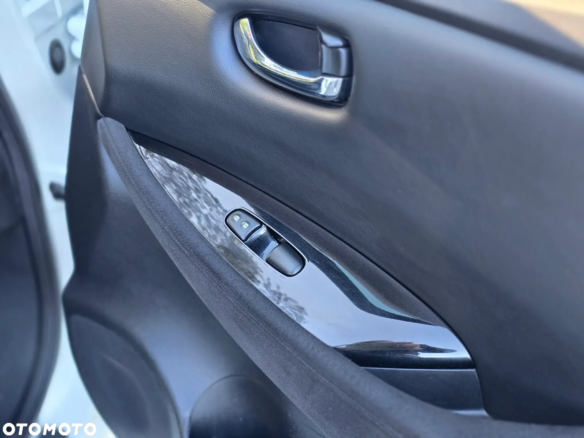 Nissan Leaf 30 kWh (mit Batterie) Tekna - 28