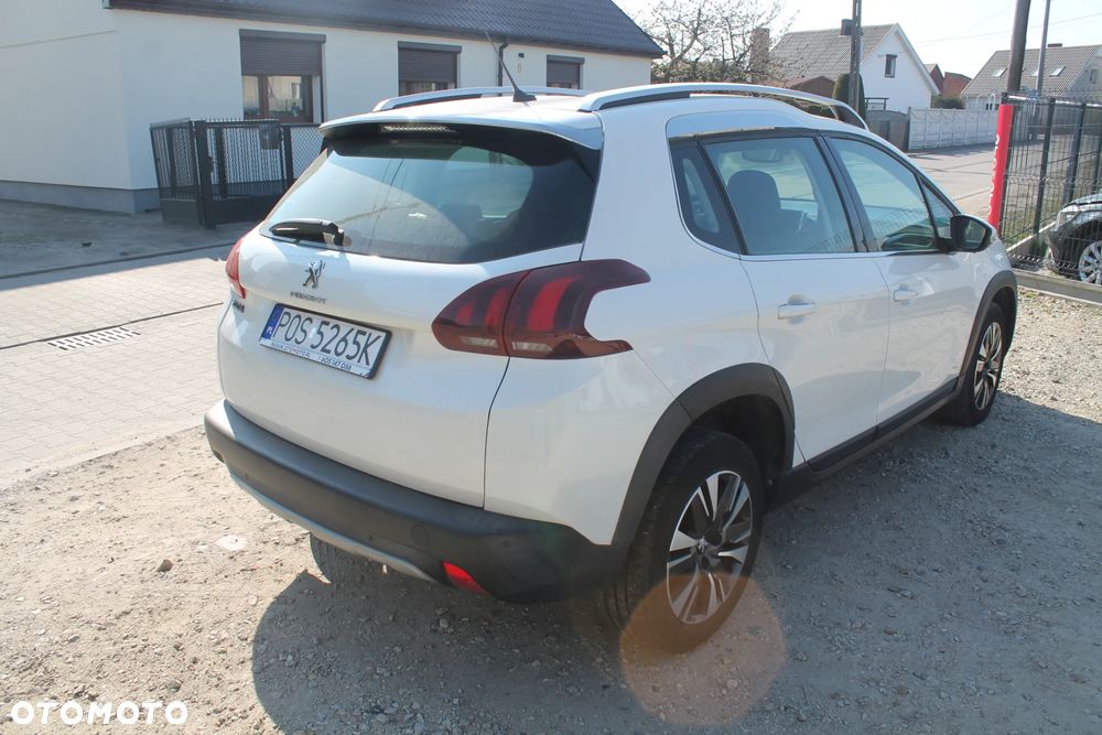Peugeot 2008 PureTech 110 GPF Stop&Start EAT6 Style - 5